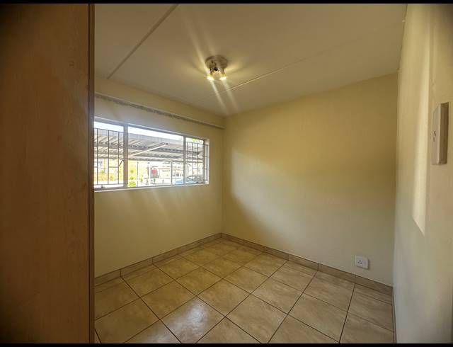 2 BEDROOM SECTIONAL TITLE FOR SALE IN DALPARK